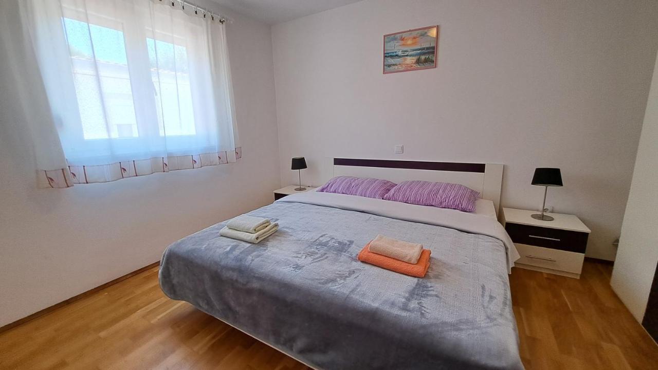 Cozy Apartments Baska ภายนอก รูปภาพ