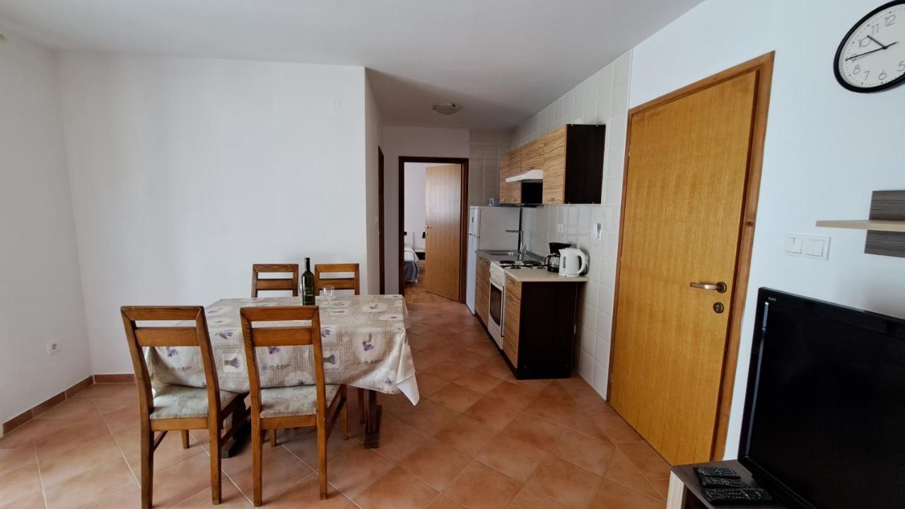 Cozy Apartments Baska ภายนอก รูปภาพ