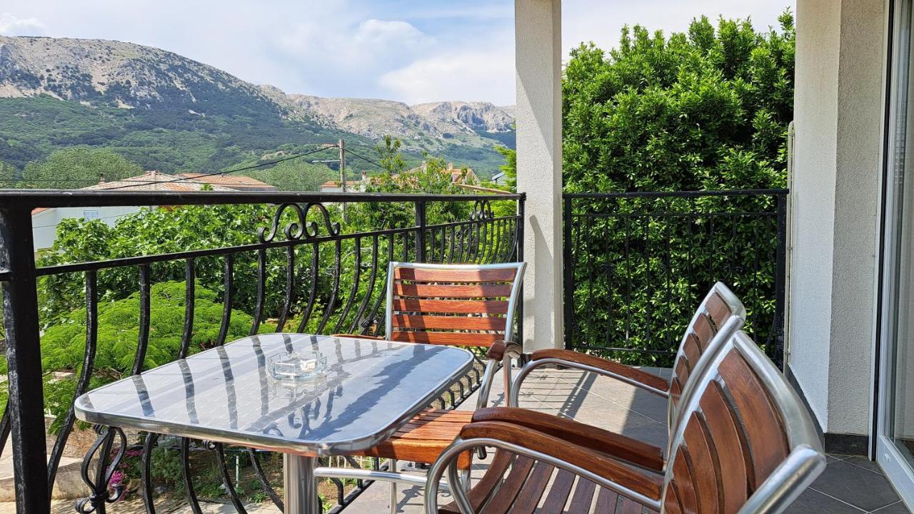 Cozy Apartments Baska ภายนอก รูปภาพ