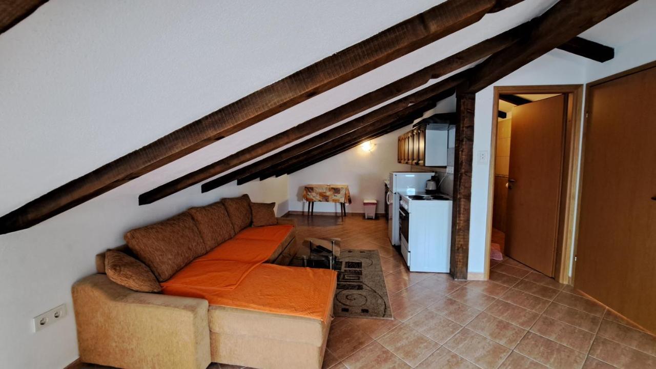 Cozy Apartments Baska ภายนอก รูปภาพ