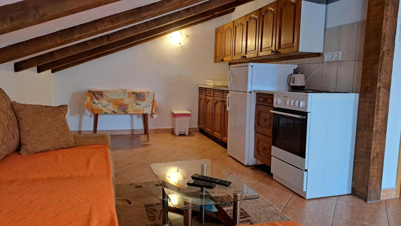 Cozy Apartments Baska ภายนอก รูปภาพ